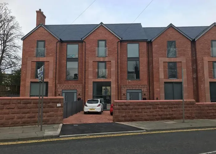 Seven-Bedroom House